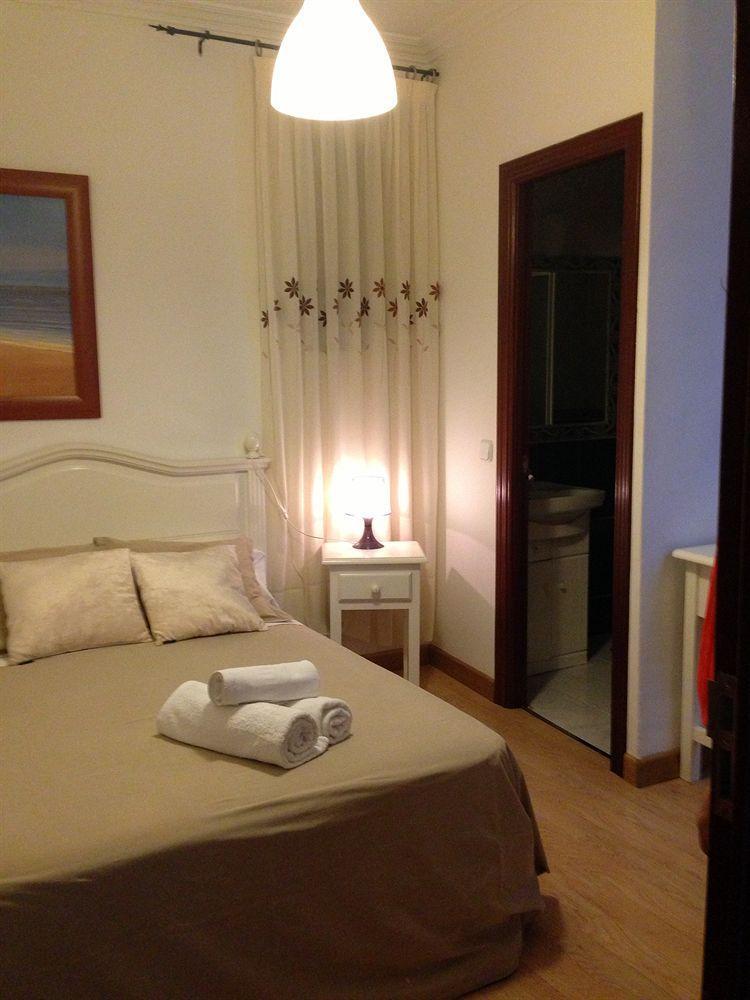 Hostal La Estrella Madrid Extérieur photo
