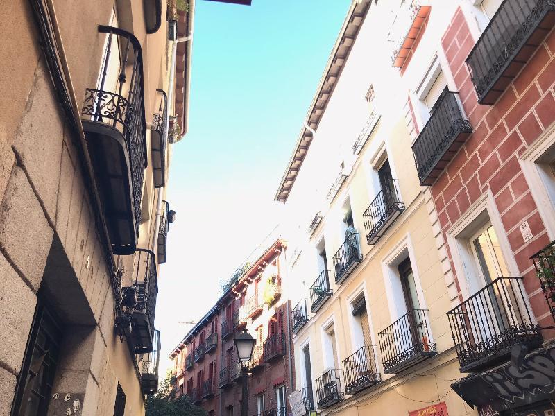 Hostal La Estrella Madrid Extérieur photo